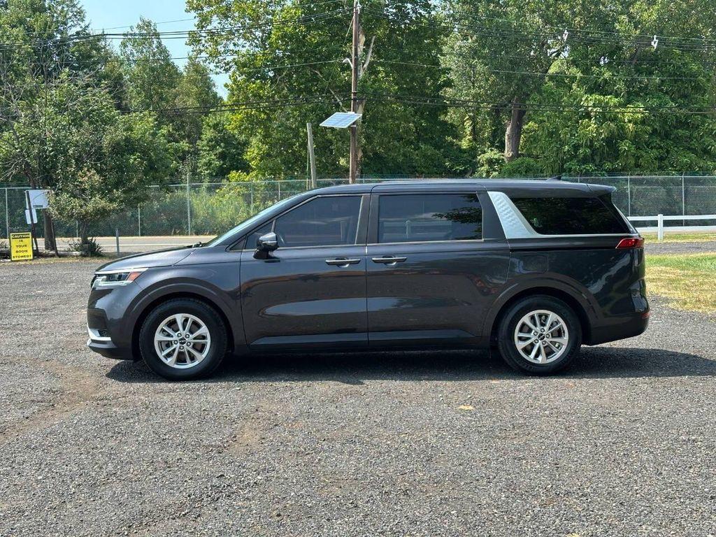 used 2022 Kia Carnival car, priced at $17,250