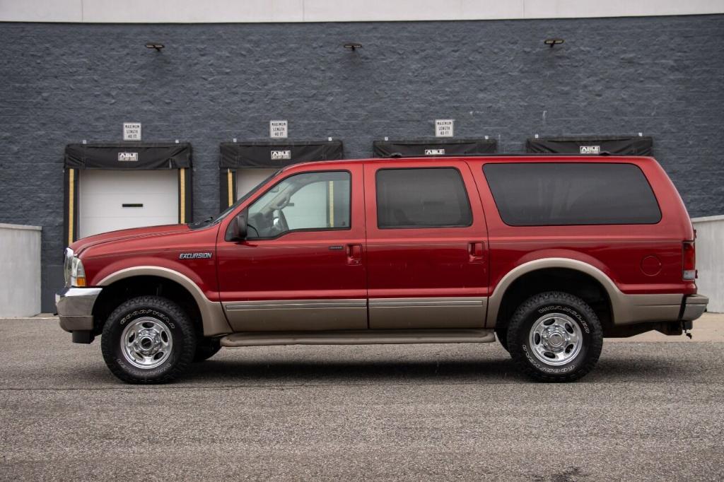 used 2002 Ford Excursion car, priced at $12,990