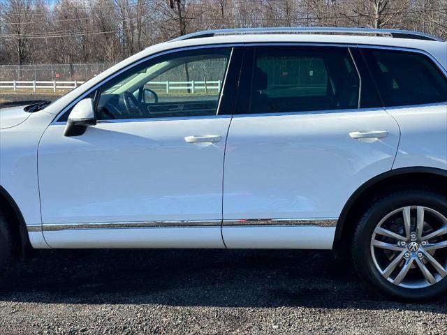 used 2016 Volkswagen Touareg car, priced at $8,990