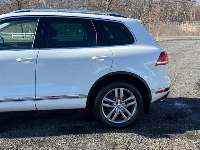 used 2016 Volkswagen Touareg car, priced at $8,990