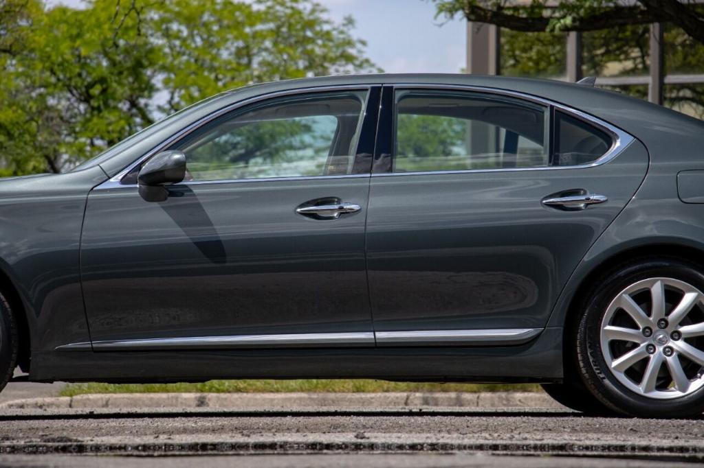 used 2007 Lexus LS 460 car, priced at $23,900