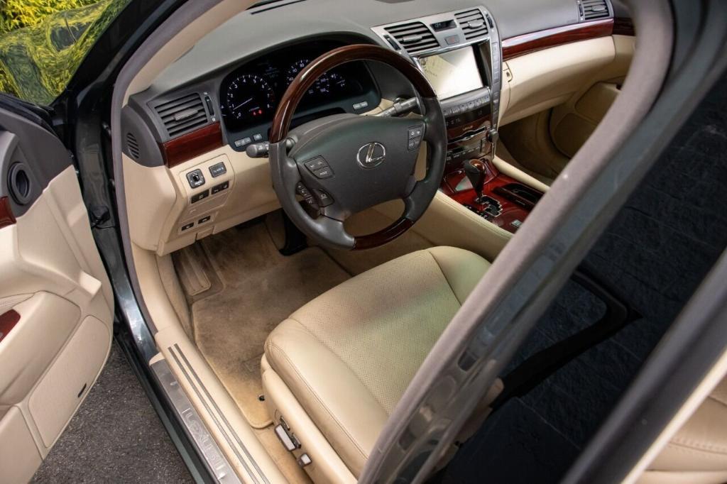 used 2007 Lexus LS 460 car, priced at $23,900