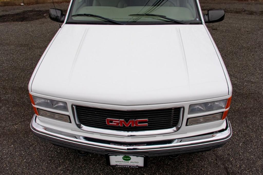 used 1999 GMC Yukon car, priced at $18,290