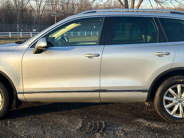 used 2016 Volkswagen Touareg car, priced at $12,990