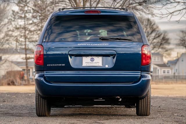 used 2002 Dodge Grand Caravan car, priced at $15,990