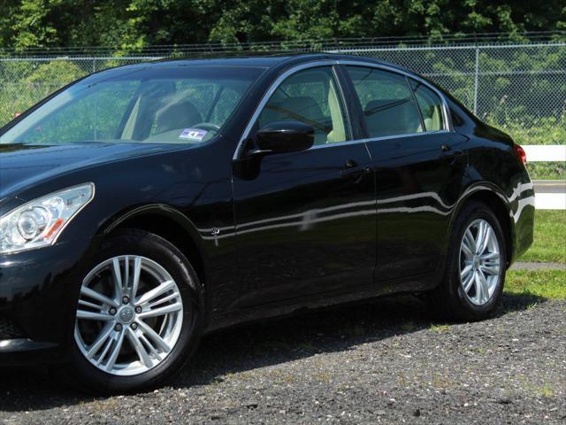 used 2015 INFINITI Q40 car, priced at $12,500