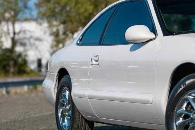 used 1998 Lincoln Mark VIII car, priced at $38,000