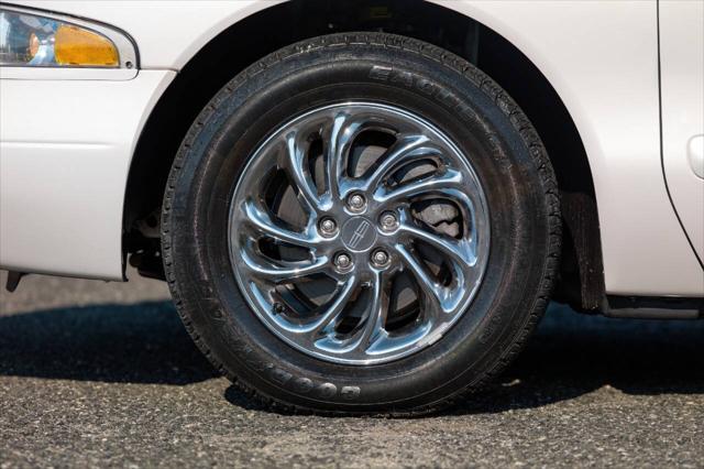 used 1998 Lincoln Mark VIII car, priced at $38,000