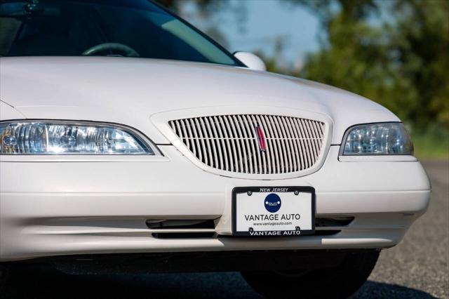 used 1998 Lincoln Mark VIII car, priced at $38,000