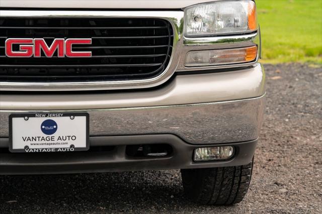 used 2002 GMC Yukon XL car, priced at $20,550