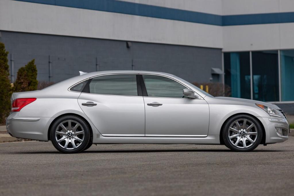 used 2013 Hyundai Equus car, priced at $22,800