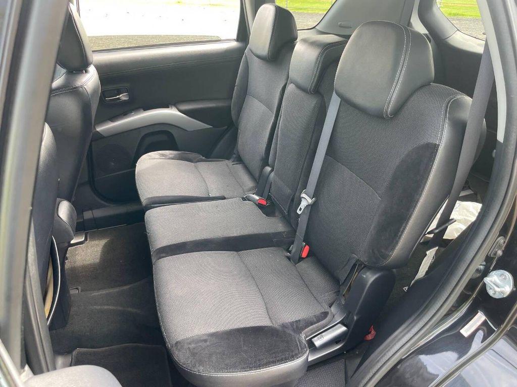 used 2010 Mitsubishi Outlander car, priced at $5,500
