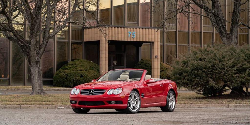 used 2006 Mercedes-Benz SL-Class car, priced at $32,500