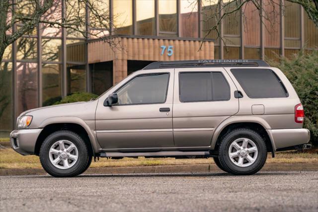 used 2004 Nissan Pathfinder car, priced at $19,990