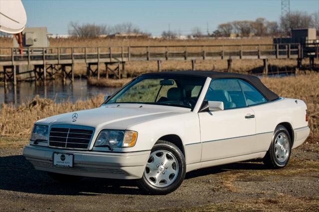 used 1995 Mercedes-Benz E-Class car, priced at $39,500