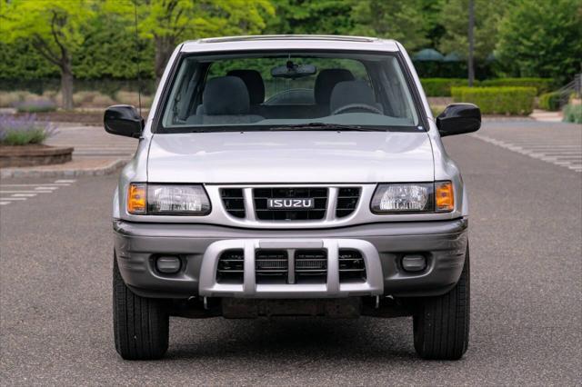 used 2001 Isuzu Rodeo Sport car, priced at $14,990