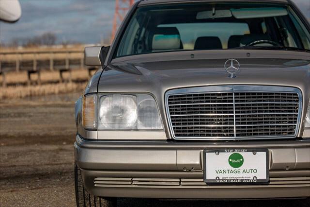 used 1995 Mercedes-Benz E-Class car, priced at $29,000