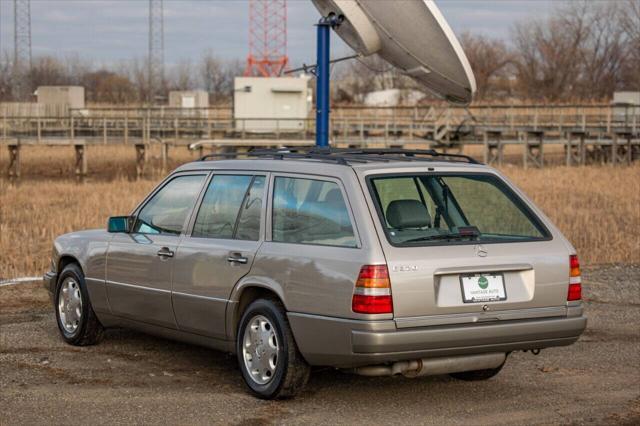 used 1995 Mercedes-Benz E-Class car, priced at $29,000