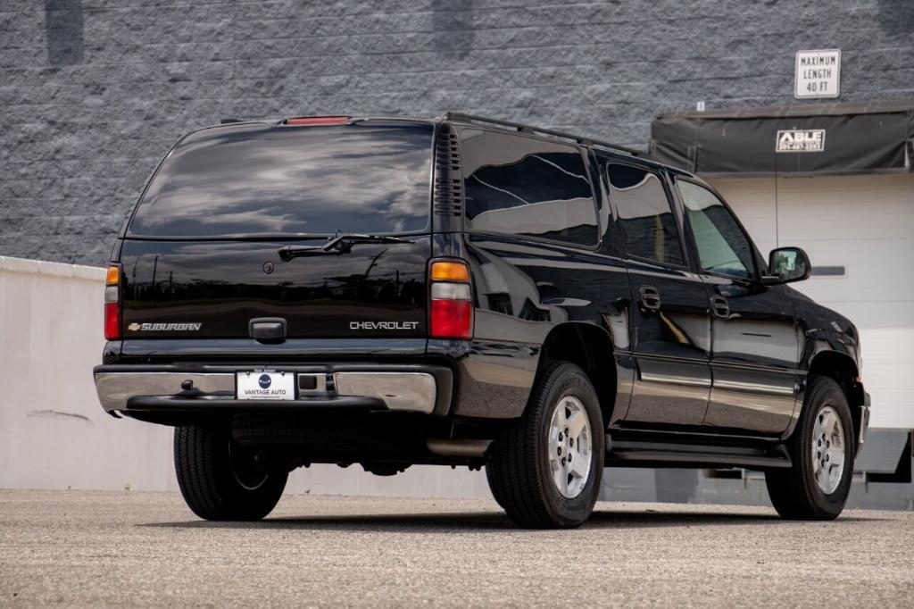 used 2004 Chevrolet Suburban car, priced at $43,990