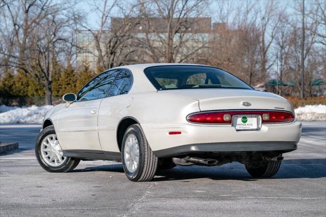 used 1997 Buick Riviera car, priced at $12,990