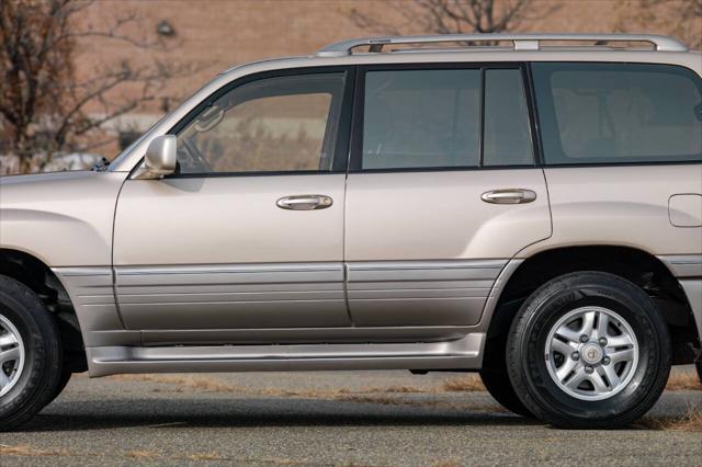 used 1998 Lexus LX 470 car, priced at $44,500