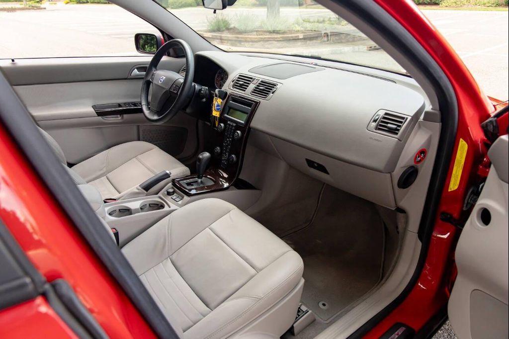 used 2006 Volvo V50 car, priced at $19,990