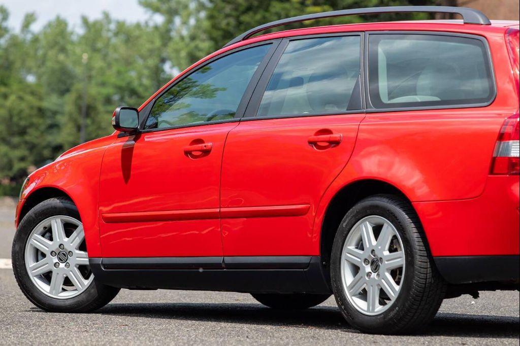 used 2006 Volvo V50 car, priced at $19,990