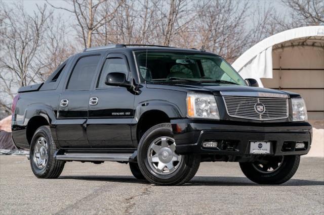 used 2006 Cadillac Escalade EXT car, priced at $29,990