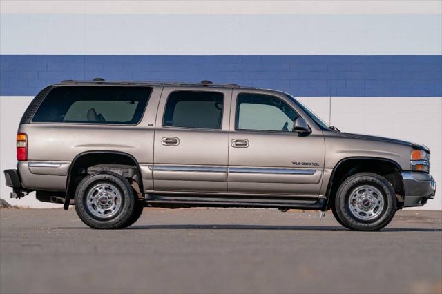 used 2000 GMC Yukon XL car, priced at $22,900