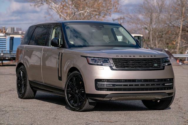 used 2024 Land Rover Range Rover car, priced at $129,990