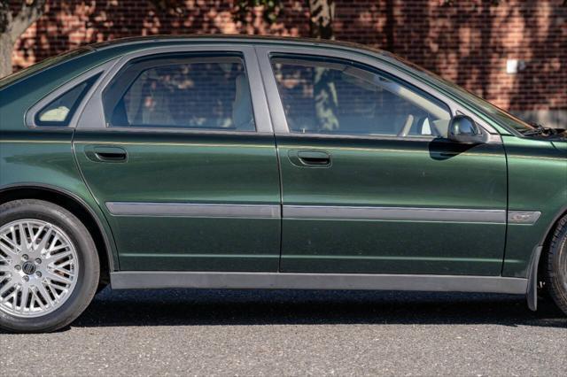 used 2000 Volvo S80 car, priced at $10,120