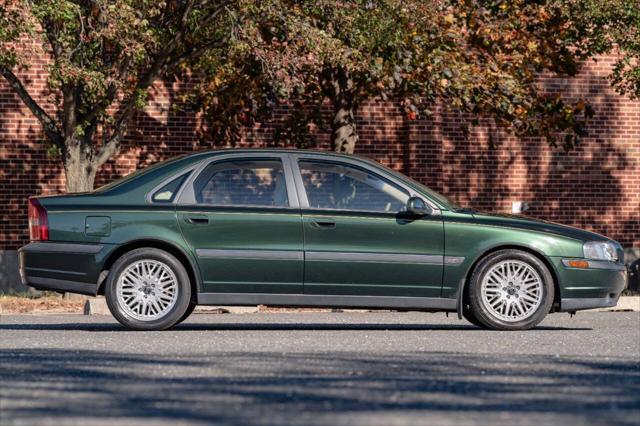 used 2000 Volvo S80 car, priced at $10,120