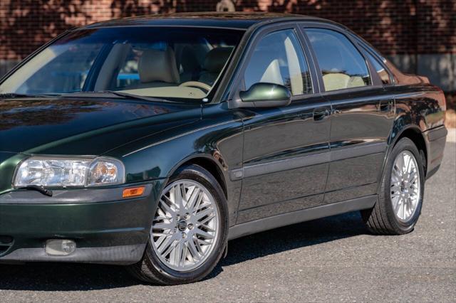 used 2000 Volvo S80 car, priced at $10,120