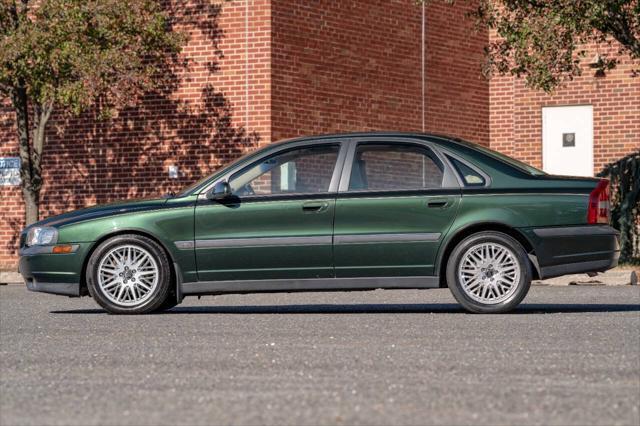 used 2000 Volvo S80 car, priced at $10,120