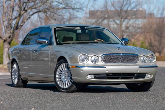 used 2006 Jaguar XJ car, priced at $18,500