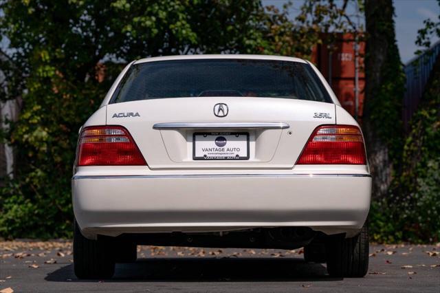 used 2000 Acura RL car, priced at $14,890