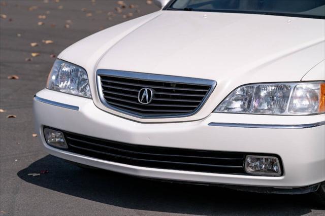 used 2000 Acura RL car, priced at $14,890