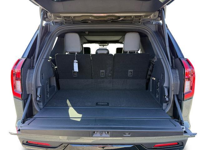 new 2025 Ford Expedition car, priced at $82,940