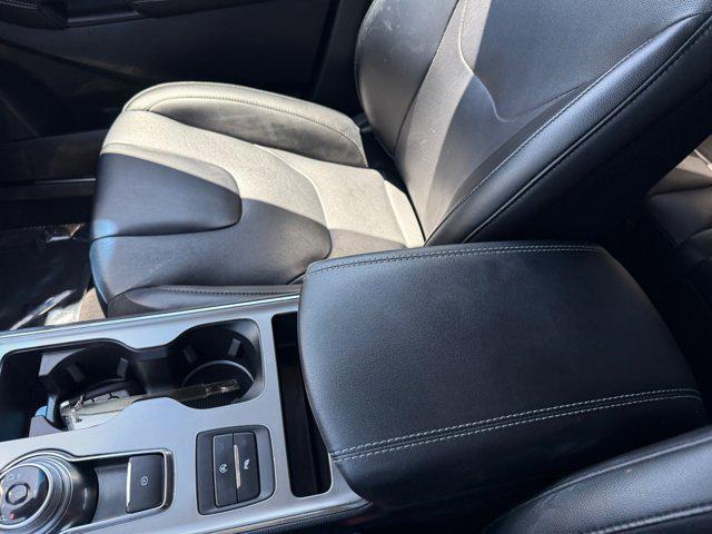 used 2022 Ford Edge car, priced at $24,267