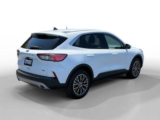 used 2022 Ford Escape car, priced at $21,900