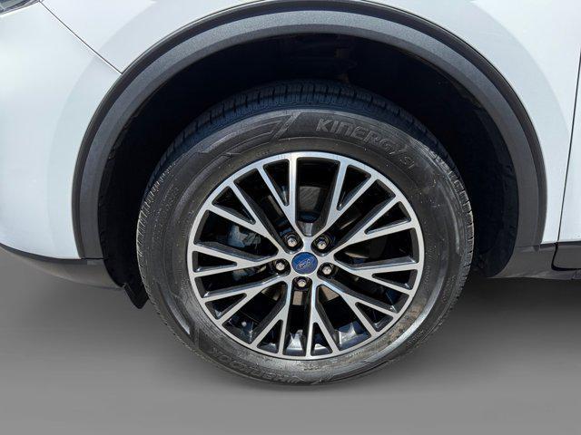 used 2022 Ford Escape car, priced at $21,900