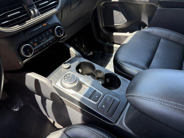 used 2022 Ford Escape car, priced at $21,900