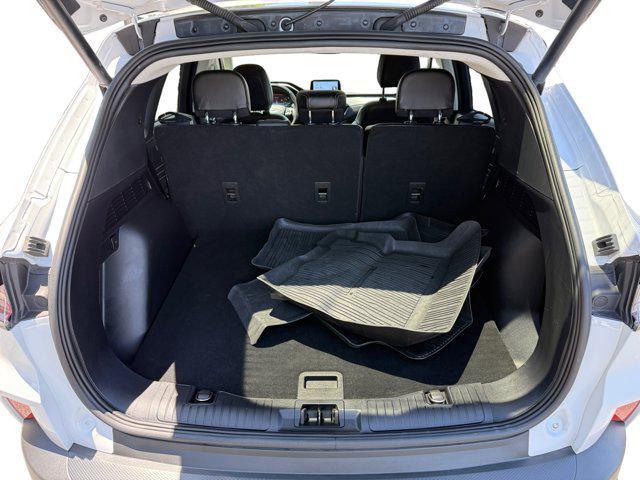 used 2022 Ford Escape car, priced at $21,900