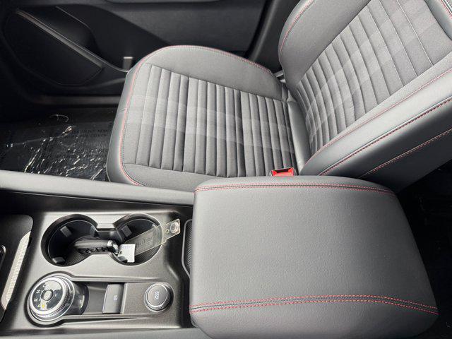 new 2025 Ford Explorer car, priced at $48,623