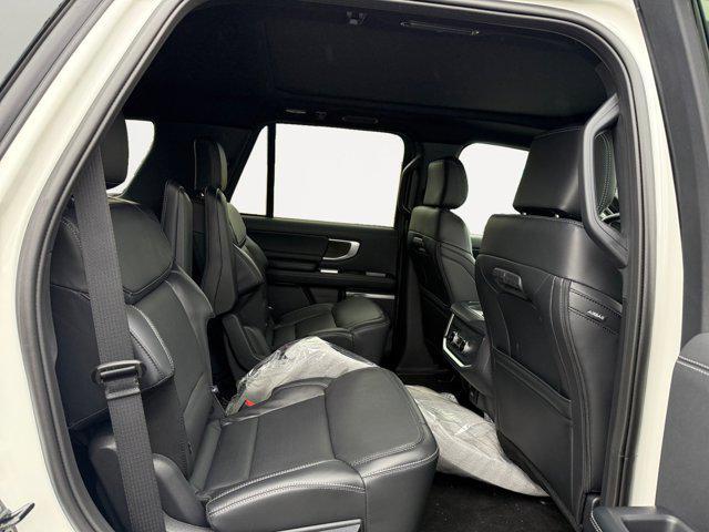 new 2025 Ford Expedition car, priced at $82,170