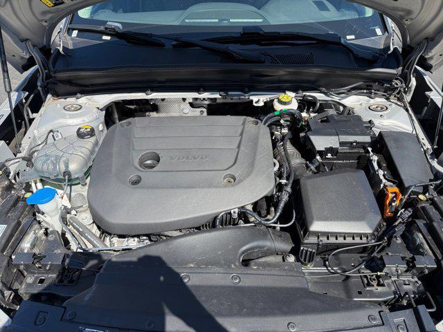 used 2024 Volvo XC40 car, priced at $31,608