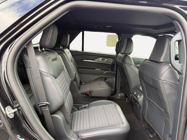 new 2025 Ford Explorer car, priced at $52,875