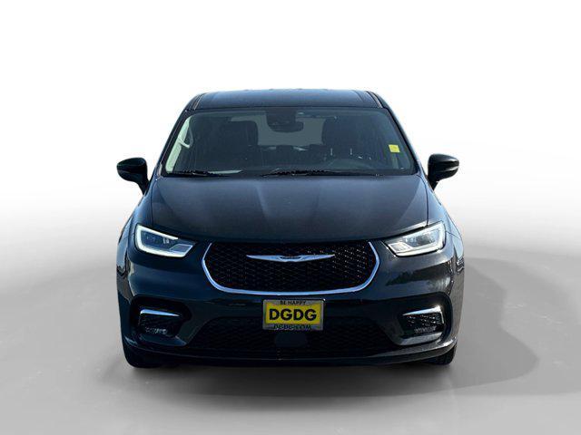used 2023 Chrysler Pacifica Hybrid car, priced at $25,503