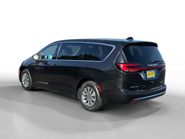 used 2023 Chrysler Pacifica Hybrid car, priced at $25,503
