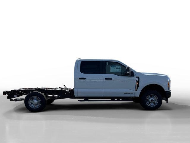 new 2025 Ford F-250 car, priced at $63,545